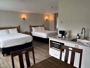 1 bedroom, travel cot, free WiFi, bed sheets - Juniper Motel-Double Queen*RM11*Pet Friendly*Lake Access*ATV Access (Greenville)