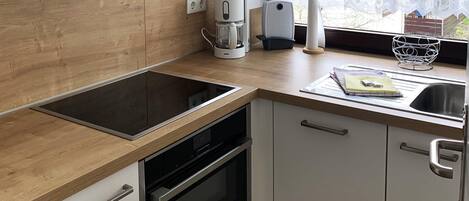 アパートメント | 専用キッチン | 調理器具と食器