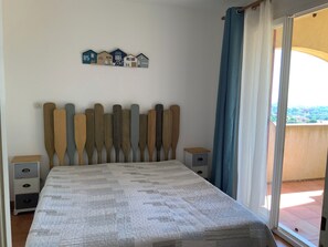 3 quartos, ferros/tábuas de passar roupa