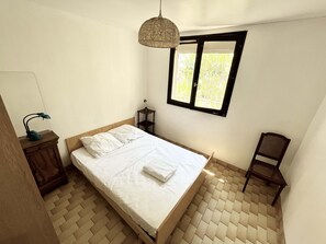 1 chambre, draps fournis