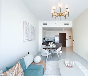 Apartment (2 Bedrooms) | Interior - Bright 2bed Family Home: Pool, Gym & Kids Play (Dubai)
