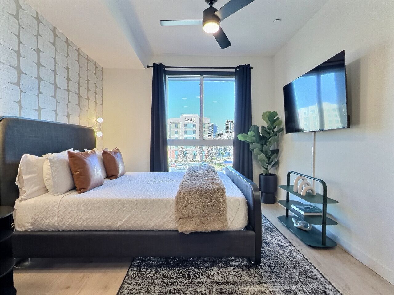 Desk, iron/ironing board, free WiFi, bed sheets