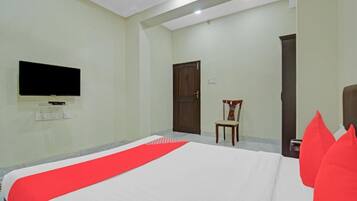 9 bedrooms, iron/ironing board, WiFi