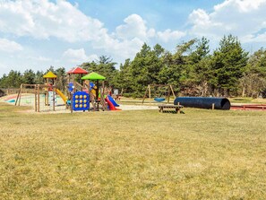 House | Children's area - 6 Person Holiday Park Home in Pandrup (Pandrup)