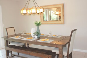 Dining - Casa Zest - Family-Friendly Home with Firepit Near TPC, Mayo & Shopping (Scottsdale)