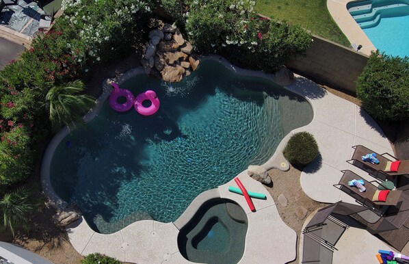 Utomhuspool
