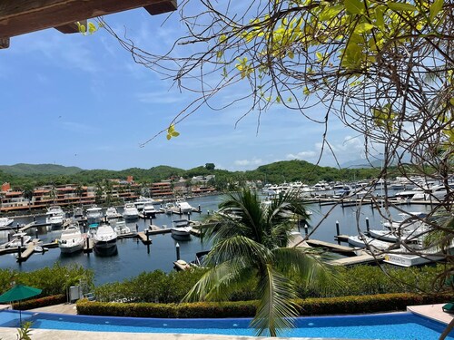 Charming, beautiful villa in front of the Marina Ixtapa. Walk  10 mins to beach