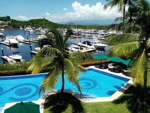 Outdoor pool - Charming, beautiful villa in front of the Marina Ixtapa. Walk  10 mins to beach (Ixtapa Zihuatanejo)