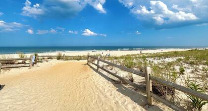 Welcome to The Perfect Break — Your Cozy Coastal Getaway!