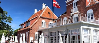 6 Person Holiday Park Home in Skagen