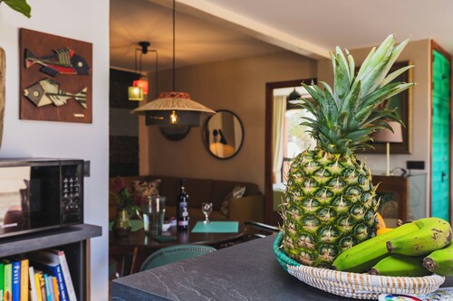 Beautiful newly renovated penthouse near the beach