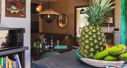 Beautiful newly renovated penthouse near the beach
