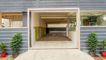 House | Reception