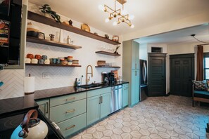 Microwave, oven, stovetop, dishwasher