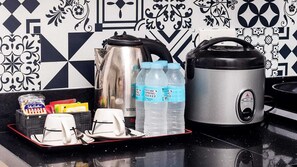 Kaffee und/oder Kaffeemaschine