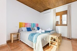 2 habitaciones, tabla de planchar con plancha y wifi gratis