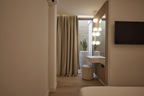 4 bedrooms, iron/ironing board, WiFi, bed sheets - Villa Porphyra (Porto Cheli)