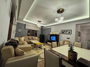 TV connectée, cheminée