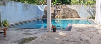 Escape to Villa Idda, a peaceful haven near Padukka, Meepe, in Sri Lanka.