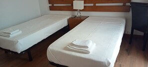 2 bedrooms, bed sheets
