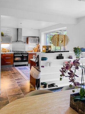 Private kitchen - Cosy Family Home in Kingston (Kingston upon Thames)