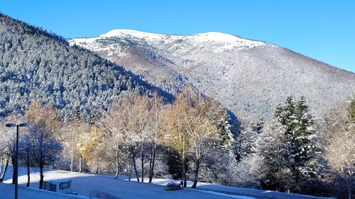New apartment at the foot of the slopes
