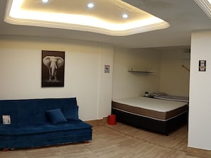 1 bedroom, WiFi, bed sheets