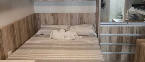 1 bedroom, free WiFi, bed sheets, wheelchair access