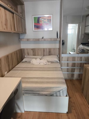 1 chambre, Wi-Fi gratuit, draps fournis