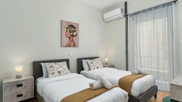 2 slaapkamers, een strijkplank/strijkijzer, wifi, beddengoed