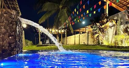 Grey House - Seafront house in Carapibus