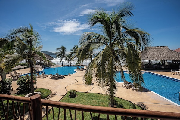 Standard Single Room, Patio, Ocean View | Beach/ocean view