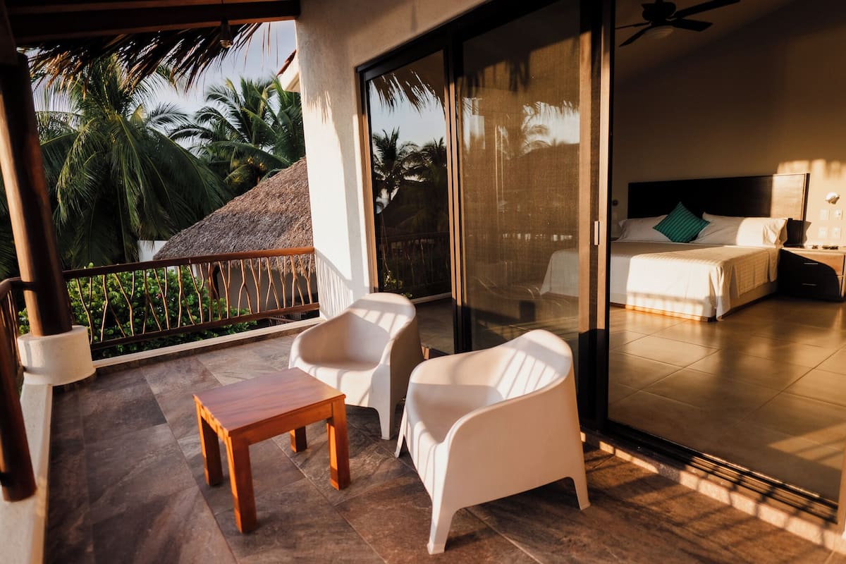 Standard Single Room, Patio, Ocean View