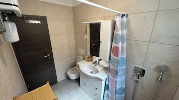 Apartemen Superior | Kamar mandi