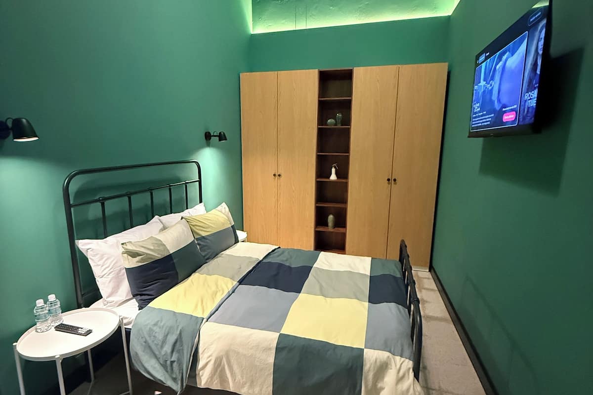 Standard Single Room | Free WiFi