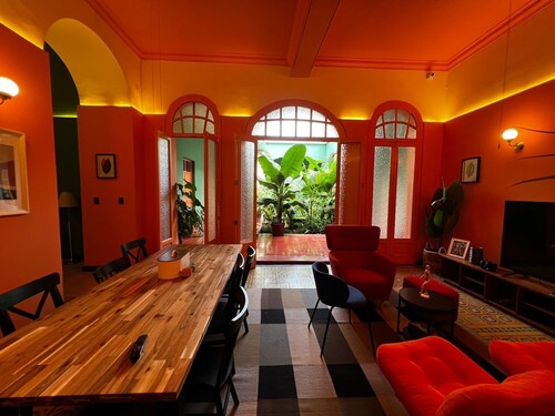 Ginger banana Hostel 