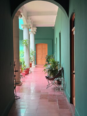 Exterior - Ginger banana Hostel  (Oaxaca)