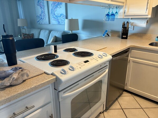 Microwave, oven, stovetop, dishwasher