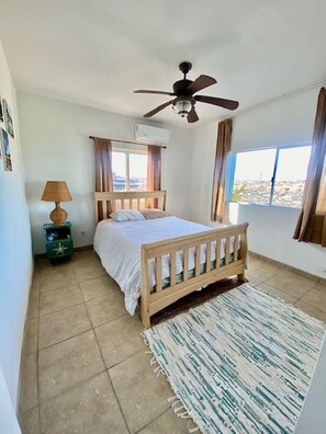 4 bedrooms, free WiFi, bed sheets, wheelchair access