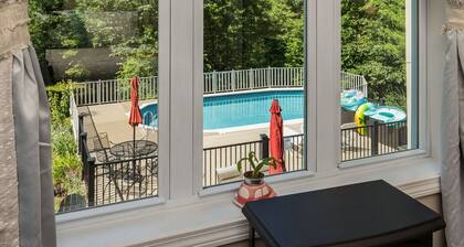5 Bedroom Home Pool & Hot Tub