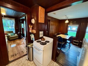 Interior - Classic Rye Beach Cottage (Rye)