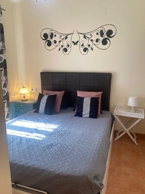 3 bedrooms, iron/ironing board, WiFi, bed sheets - Semi-detached house pinares de Lepe, an oasis of tranquility on the beaches of Huelva (Lepe)