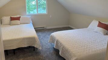 4 bedrooms, WiFi, bed sheets