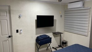 房內夾萬、書桌、熨斗/熨衫板、免費 Wi-Fi