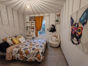 2 chambres, fer et planche Ă repasser, Wi-Fi, draps fournis