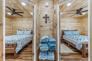 3 chambres, accès au Wi-Fi (inclus), literie fournie