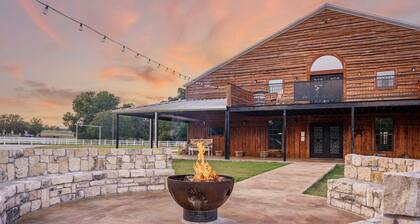 The Blue Iris Cabin on Lake Granbury