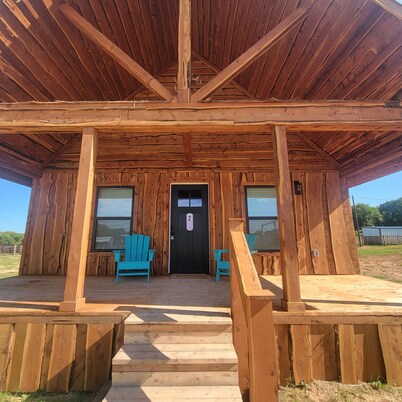 The Blue Iris Cabin on Lake Granbury