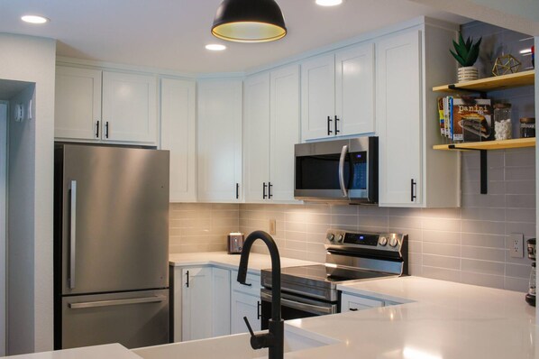 Microwave, oven, stovetop, dishwasher