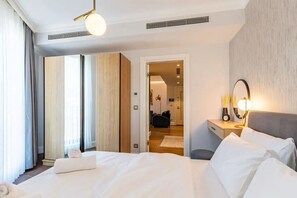 Departamento de lujo, 1 habitación | Ropa de cama de alta calidad y decoración personalizada